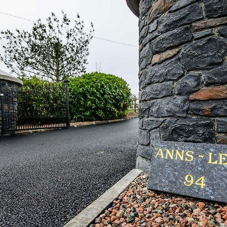 Annslea Hotel Lisburn Buitenkant foto